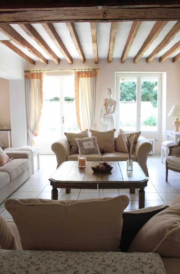 Chambres A La Maison Hermitage Aincourt Exterior photo